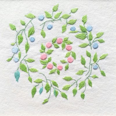 Patricia Van Ness Embroidery: Vines and Wreath #169