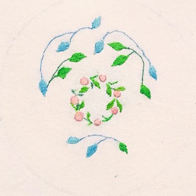 Patricia Van Ness Embroidery: Vines and Wreath #201
