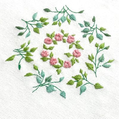 Patricia Van Ness Embroidery: Vines and Wreath #302